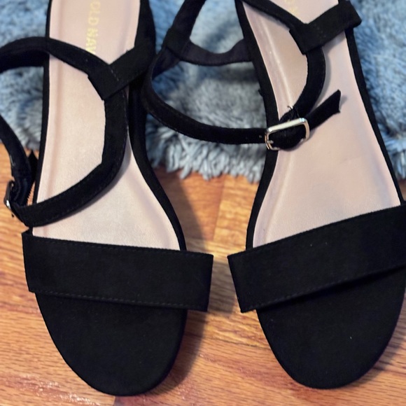Elegant Black suede sandals. - Picture 4 of 4